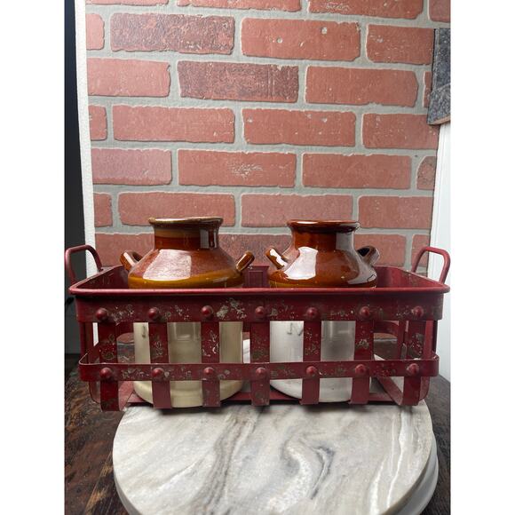 Vintage Farmhouse Stoneware Creamer Set 2 Mini Milk Jugs & Red Metal Caddy - Picture 2 of 10
